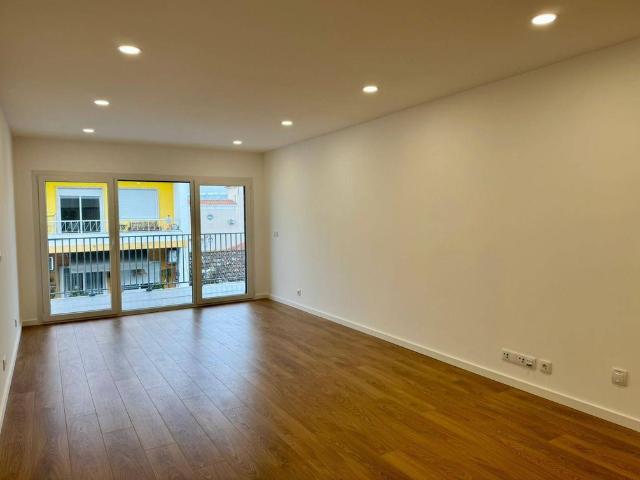 à venda Luxuoso apartamento de 130 m2, Loures, Lisboa