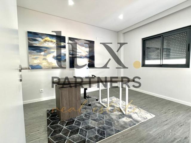 à venda Luxuoso apartamento de 132 m2, Olhão, Faro