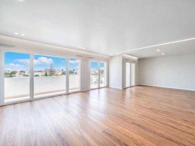 à venda Luxuoso apartamento de 133 m2, Cascais, Portugal