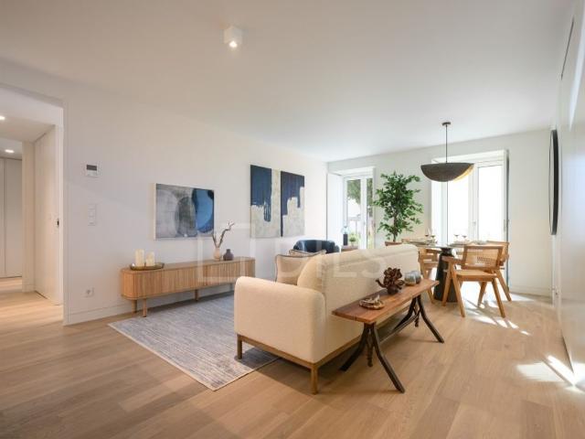 à venda Luxuoso apartamento de 144 m2, Estrela Lapa, Lisboa