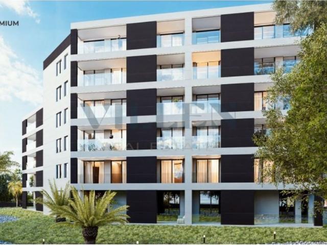à venda Luxuoso apartamento de 140 m2, Maia, Porto