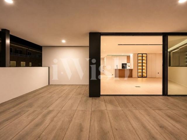 à venda Luxuoso apartamento de 141 m2, Gondomar, Porto