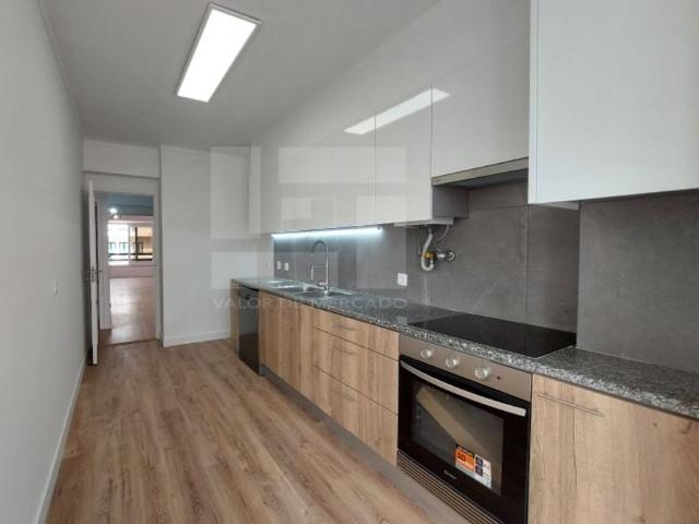 à venda Luxuoso apartamento de 141 m2, Lisboa