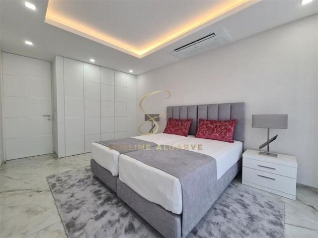 à venda Luxuoso apartamento de 161 m2, Ameijeira, Lagos, Faro
