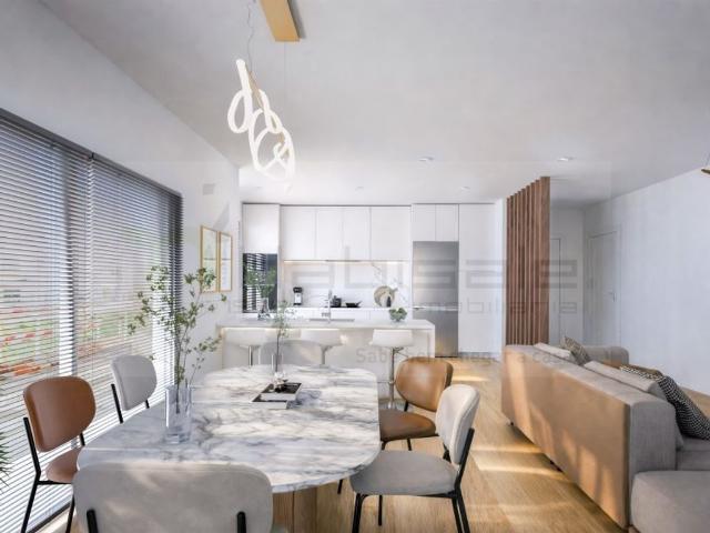 à venda Luxuoso apartamento de 156 m2, Centro Povoa de Santo Adriao, Odivelas, Lisboa