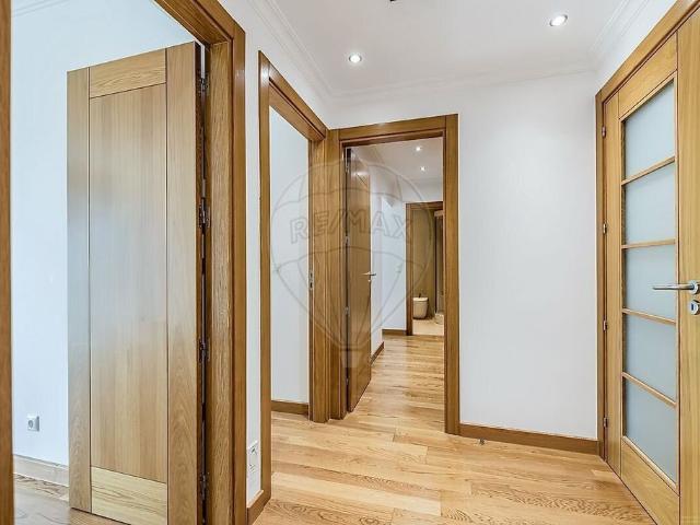 à venda Luxuoso apartamento de 151 m2, Amadora, Lisboa