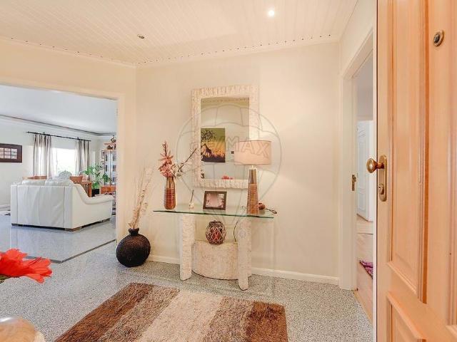 à venda Luxuoso apartamento de 166 m2, Carcavelos e Parede, Cascais, Lisboa