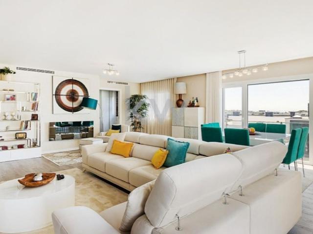 à venda Apartamento de alto padrão de 239 m2, Oeiras, Lisboa