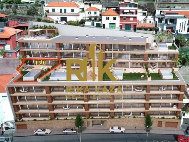 à venda Luxuoso apartamento de 175 m2, Câmara de Lobos, Portugal