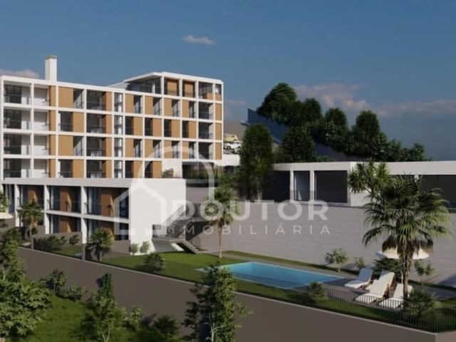 à venda Apartamento de alto padrão de 176 m2, Santa Cruz, Madeira