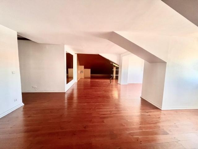 à venda Luxuoso apartamento de 170 m2, Chiado Encarnacao, Lisboa