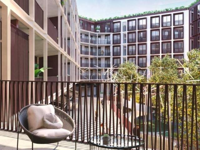 à venda Luxuoso apartamento de 198 m2, Baixa Santo Ildefonso, Porto
