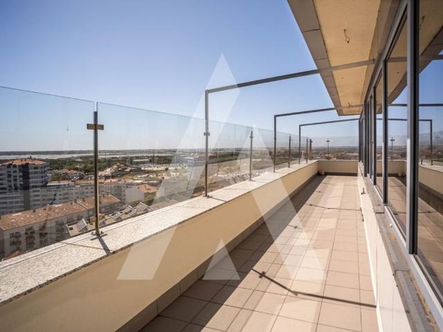 à venda Luxuoso apartamento de 234 m2, Bairro do Liceu, Aveiro