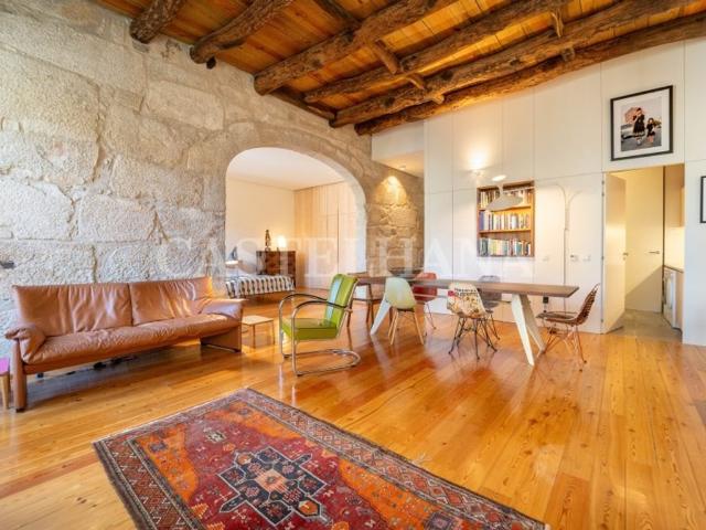 à venda Luxuoso apartamento de 235 m2, Praca Republica Cedofeita, Porto