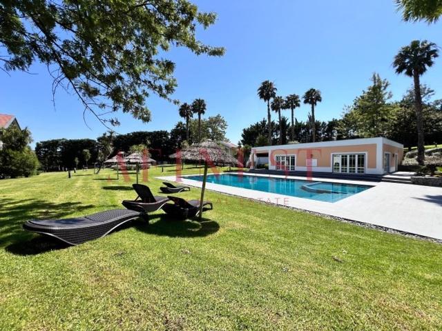 à venda Luxuoso apartamento de 241 m2, Beloura Sao Pedro Penaferrim, Sintra, Lisboa