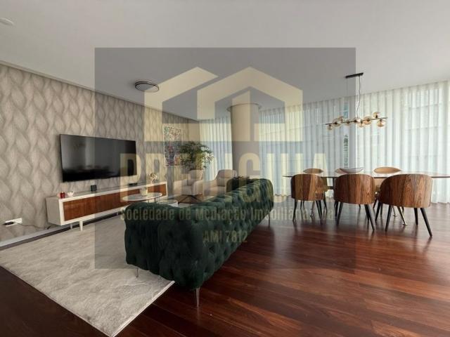à venda Apartamento de alto padrão de 241 m2, Funchal, Madeira
