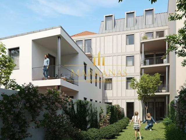 à venda Luxuoso apartamento de 258 m2, Baixa Cedofeita, Porto