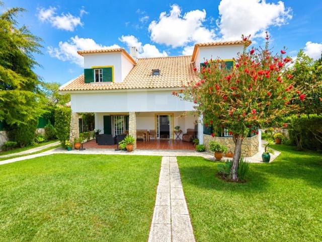 à venda Casa de alto padrão de 317 m2, Verdizela, Seixal, Setúbal