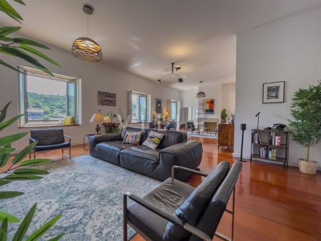 à venda Luxuoso apartamento de 418 m2, Foz Lordelo do Ouro, Porto