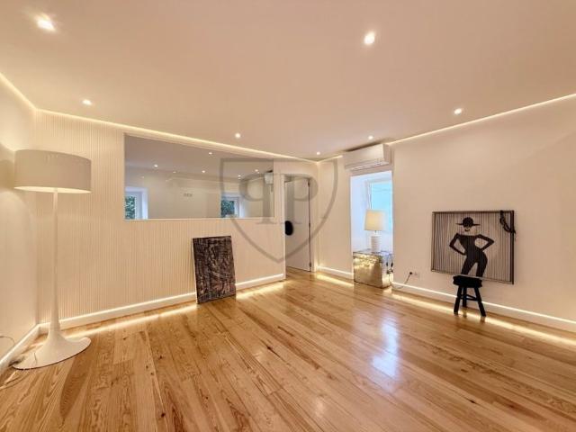 à venda Luxuoso apartamento de 68 m2, Cascais, Lisboa