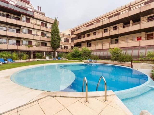 à venda Luxuoso apartamento de 73 m2, Cascais e Estoril, Portugal