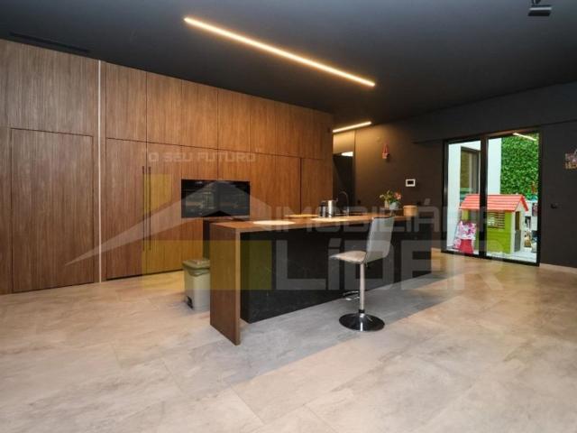 à venda Luxuoso apartamento de 787 m2, Centro Lourinha, Lourinhã, Lisboa