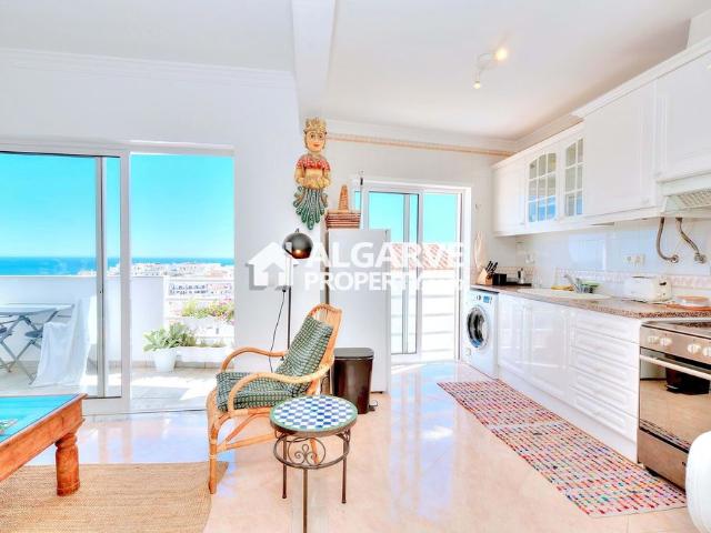 à venda Luxuoso apartamento de 80 m2, Albufeira e Olhos de Água, Portugal