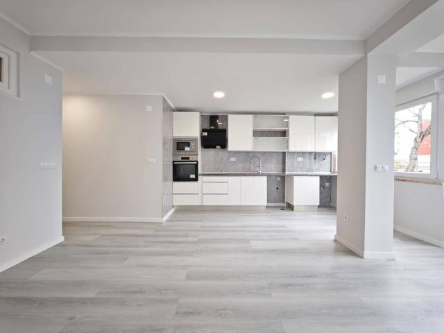 à venda Luxuoso apartamento de 80 m2, Oeiras, Portugal