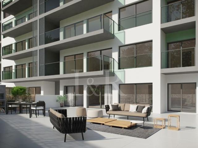 à venda Luxuoso apartamento de 82 m2, Almada, Setúbal