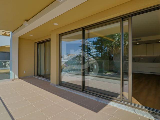 à venda Luxuoso apartamento de 85 m2, Portimão, Faro