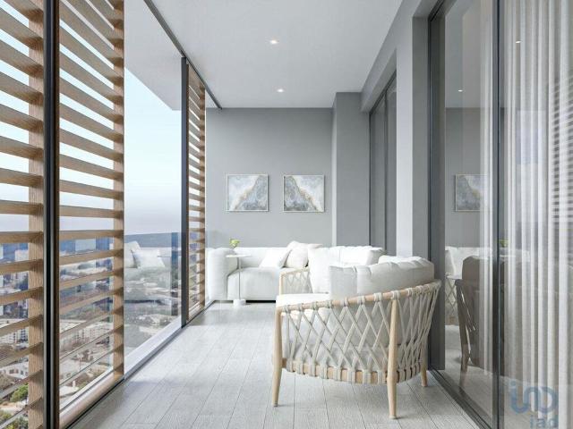 à venda Luxuoso apartamento de 86 m2, Faro