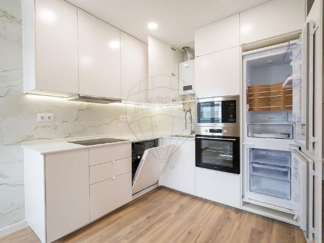 à venda Luxuoso apartamento de 92 m2, Oeiras, Lisboa
