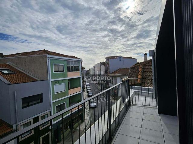 à venda Luxuoso apartamento de 93 m2, Porto