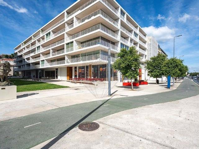 à venda Luxuoso apartamento de 96 m2, Misericórdia, Portugal