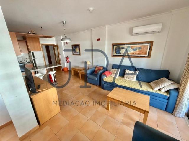 à venda Luxuoso apartamento de 97 m2, Monte Gordo, Vila Real de Santo António, Faro