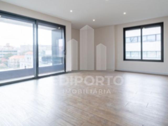 à venda Luxuoso apartamento de 97 m2, Porto
