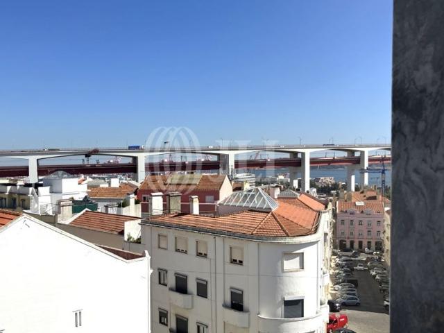 à venda Luxuoso apartamento de 98 m2, Alto de Santo Amaro, Lisboa