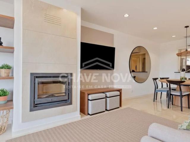 à venda Luxuoso apartamento de 98 m2, Quarteira, Faro