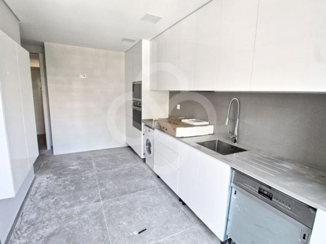 à venda Luxuoso apartamento, Quinta das Marianas Parede, Cascais e Estoril, Cascais, Lisboa