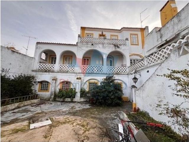 à venda palácio de alto padrão Castelo, Beja