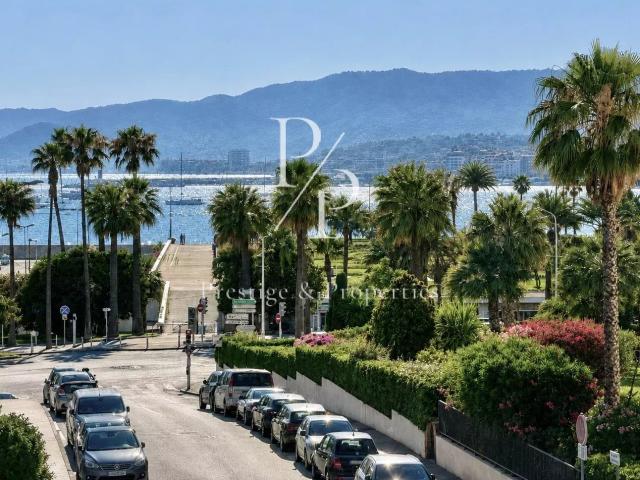 A vendre 4 pièces vue mer Garage Cannes proche Croiset. 80m² Cannes