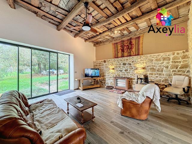 A VENDRE 5 MIN DE POUILLY SOUS CHARLIEU MAISON SUR TERRA