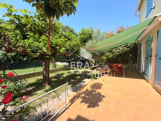 A VENDRE 84120 PERTUIS MAISON TYPE 4 PIECES D'ENVIRON 90 M2 AVEC JARDIN ET GARAGE
