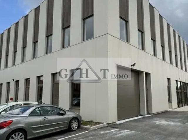 A VENDRE 1971 M² UNE CELLULE D'ACTIVITE NEUF A TREMBLAY EN FRANCE