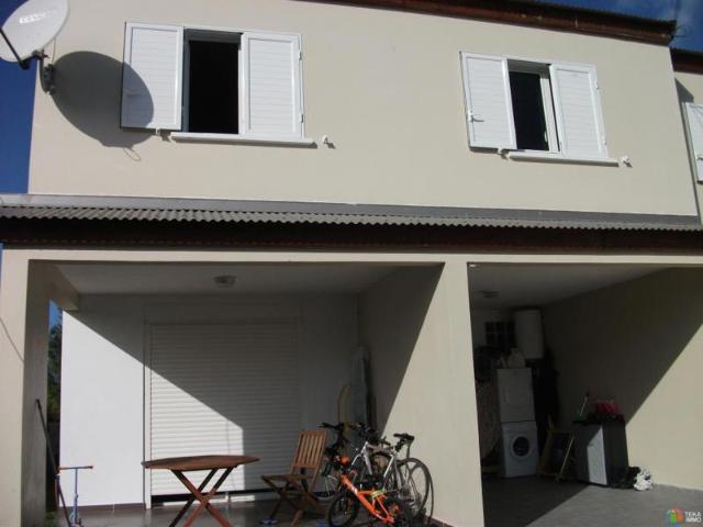A VENDRE 2 MAISONS JUMELEES