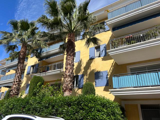 A VENDRE 2 PIÈCES 51m2 GARAGE BEAULIEU SUR MER 740 000€