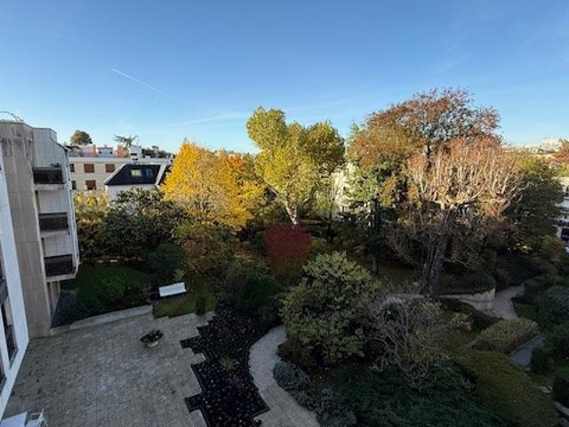 A VENDRE 2P 66M2 TRAVERSANT LES HESPERIDES SAINT JAMES A NEUILLY SUR SEINE