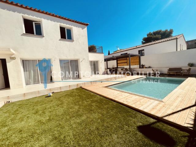 A vendre 30 Mus, Maison T5 avec garage et Piscine
