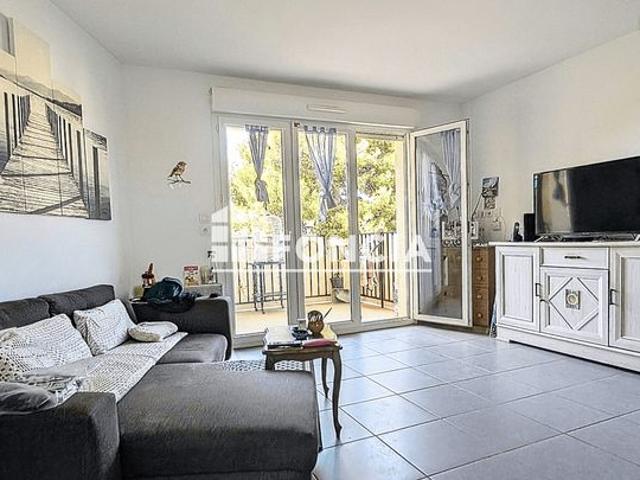 À vendre – T3 traversant avec terrasse – Frontignan centre