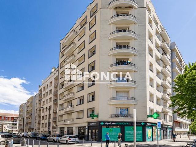 À VENDRE – T3 de 68,32 m² avec extérieur, cave – Grenoble